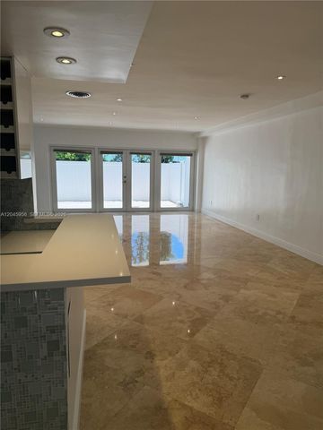 7312 Gary Ave, Miami Beach, FL 33141