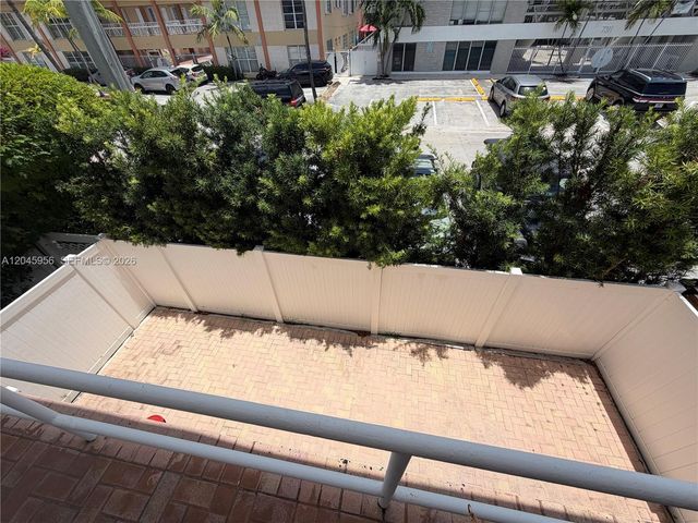 7312 Gary Ave, Miami Beach, FL 33141