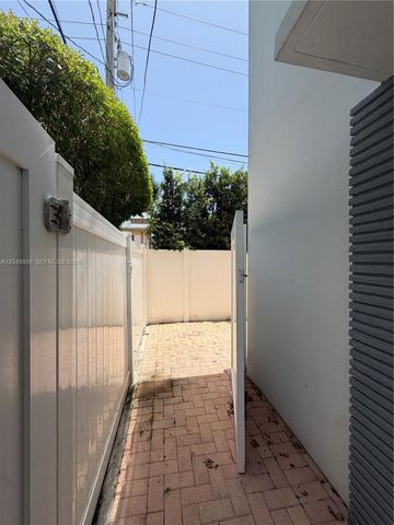 7312 Gary Ave, Miami Beach, FL 33141