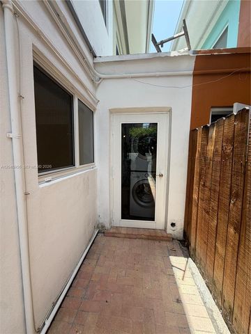 7312 Gary Ave, Miami Beach, FL 33141