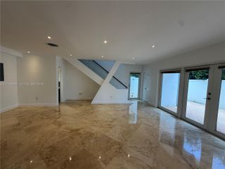 7312 Gary Ave, Miami Beach, FL 33141