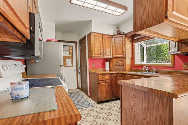 6426 Westshire Street, Portage, MI 49024