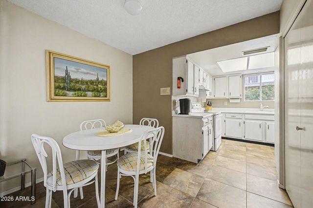 25248 S PIMA Place, Sun Lakes, AZ 85248