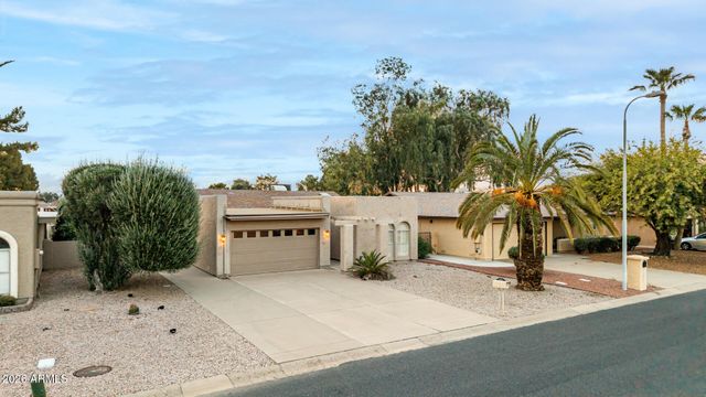 25248 S PIMA Place, Sun Lakes, AZ 85248