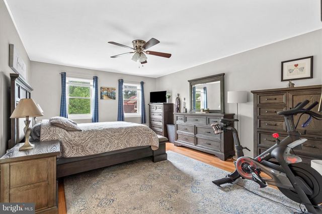 243 TAREYTON DR, Langhorne, PA 19047