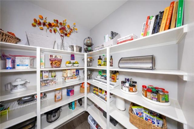 1529 Adeline, Redlands, CA 92374