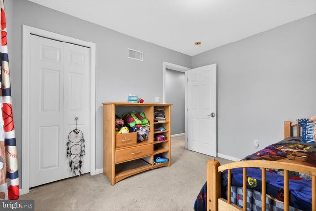 624 BARTLETT DR, Dallastown, PA 17313