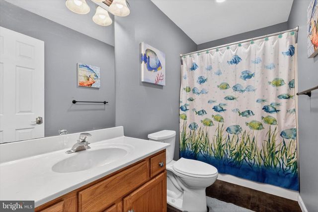 624 BARTLETT DR, Dallastown, PA 17313