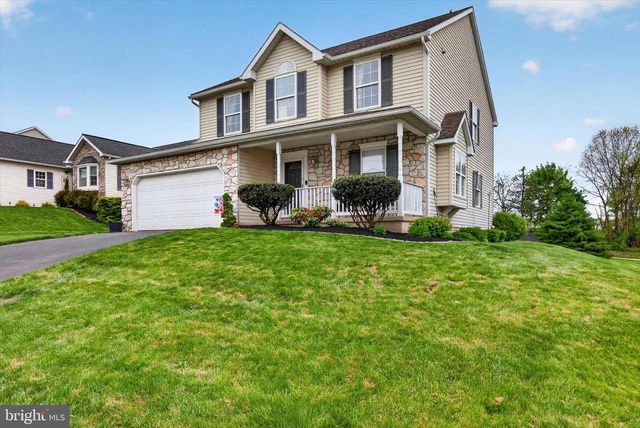 624 BARTLETT DR, Dallastown, PA 17313