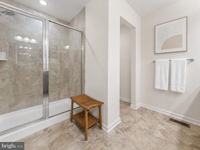 484 ROWAN ST, Warminster, PA 18974