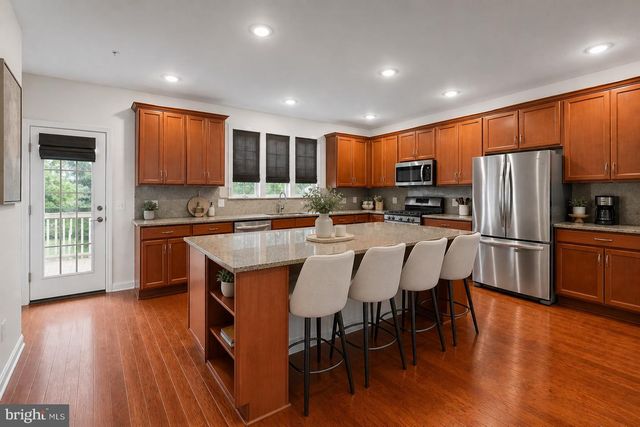 484 ROWAN ST, Warminster, PA 18974