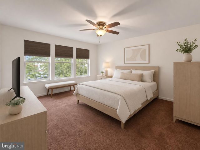 484 ROWAN ST, Warminster, PA 18974