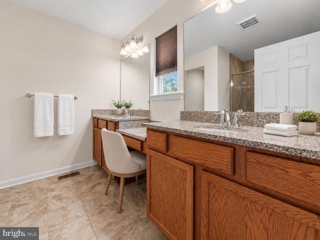 484 ROWAN ST, Warminster, PA 18974