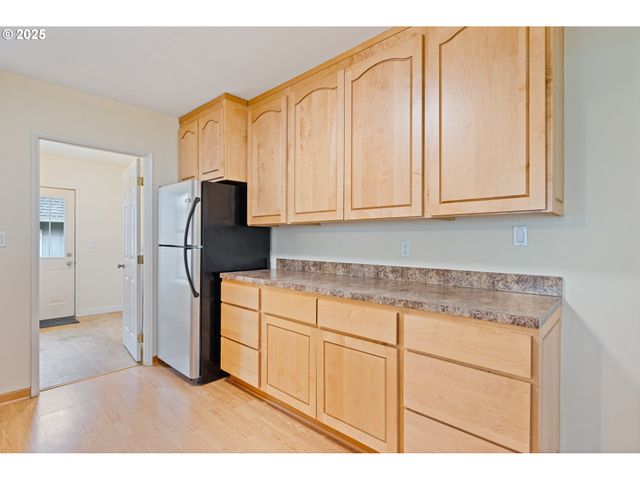 1531 NICHOLS Blvd, Longview, WA 98632