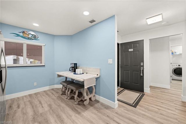 11921 Seabreeze Cove LN # 210, Fort Myers, FL 33908