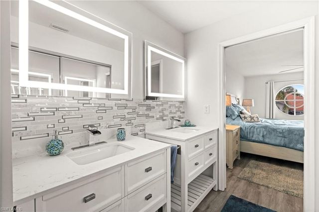 11921 Seabreeze Cove LN # 210, Fort Myers, FL 33908