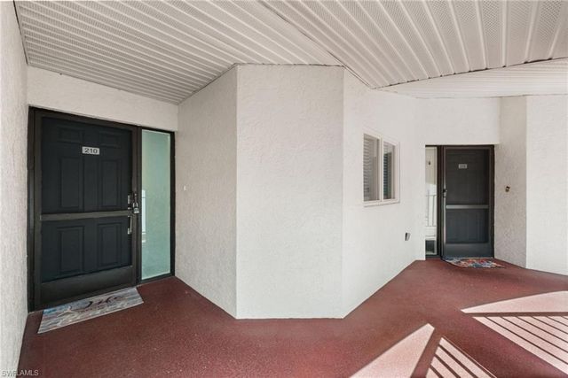 11921 Seabreeze Cove LN # 210, Fort Myers, FL 33908