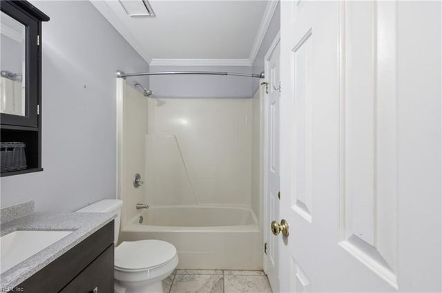 316 Worthington SQ, Portsmouth, VA 23704