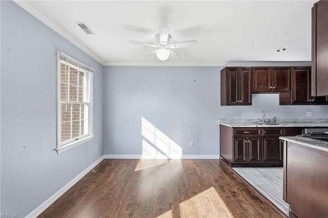 316 Worthington SQ, Portsmouth, VA 23704