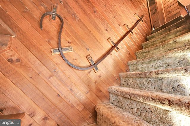 60 S SOUTH ST, Lavelle, PA 17943