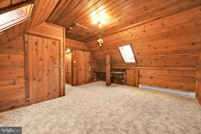 60 S SOUTH ST, Lavelle, PA 17943