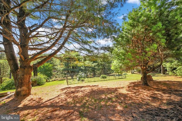 60 S SOUTH ST, Lavelle, PA 17943