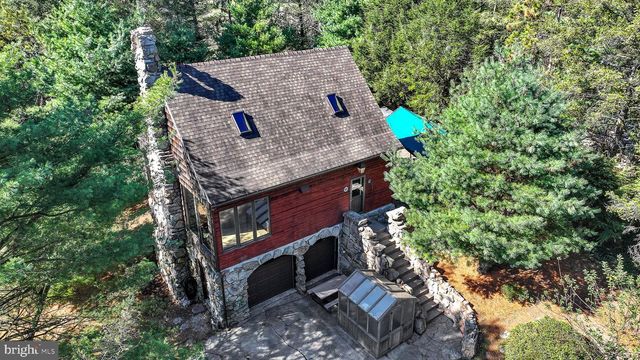 60 S SOUTH ST, Lavelle, PA 17943