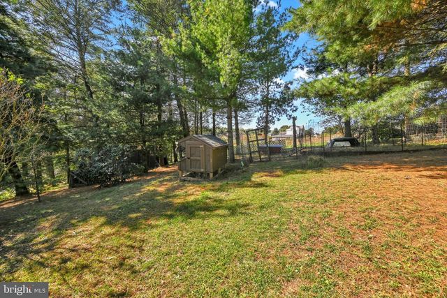 60 S SOUTH ST, Lavelle, PA 17943