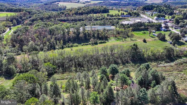 60 S SOUTH ST, Lavelle, PA 17943