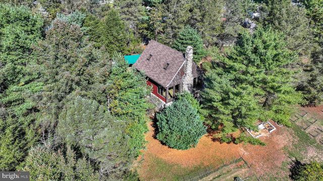 60 S SOUTH ST, Lavelle, PA 17943