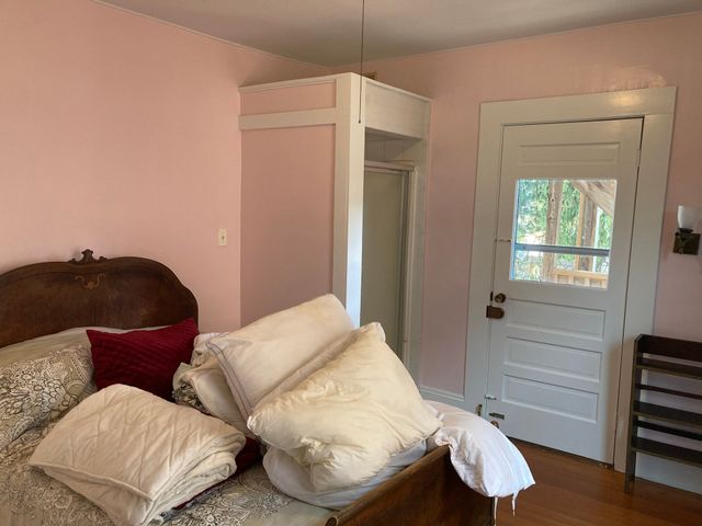81 Munroe St Front, Somerville, MA 02143