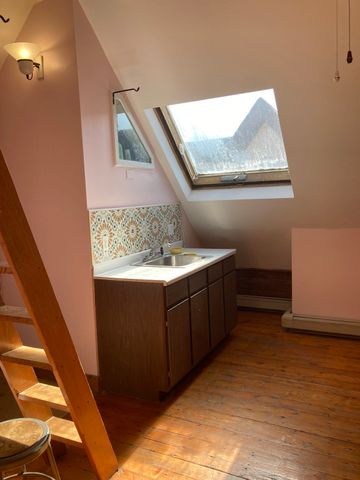 81 Munroe St Front, Somerville, MA 02143