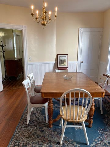 81 Munroe St Front, Somerville, MA 02143
