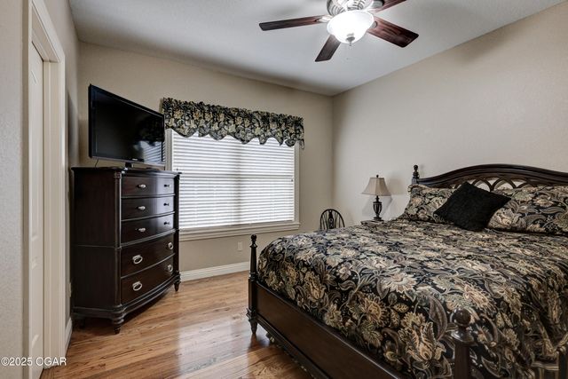 1701 Village Lane, Neosho, MO 64850