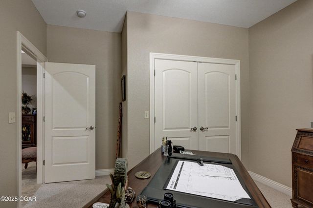 1701 Village Lane, Neosho, MO 64850