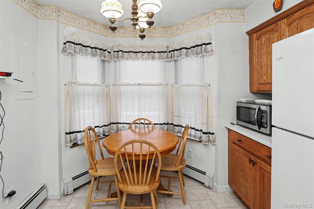 2410 Farmers Avenue 16, Bellmore, NY 11710