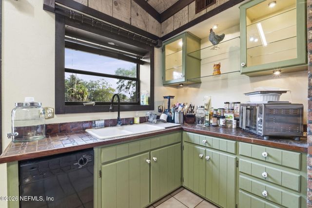 11934 CANEY Lane, Jacksonville, FL 32218