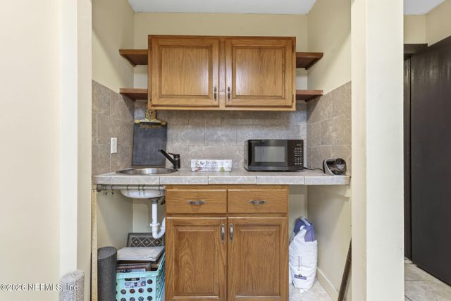 11934 CANEY Lane, Jacksonville, FL 32218