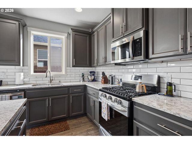 9700 Ne 106TH Way, Vancouver, WA 98662