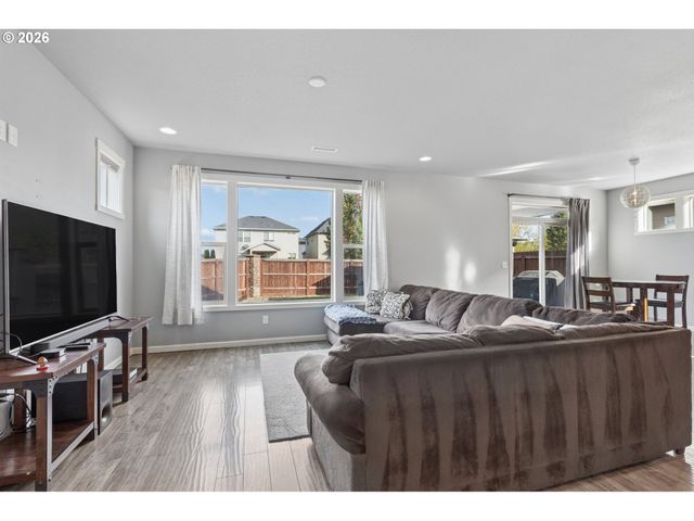 9700 Ne 106TH Way, Vancouver, WA 98662