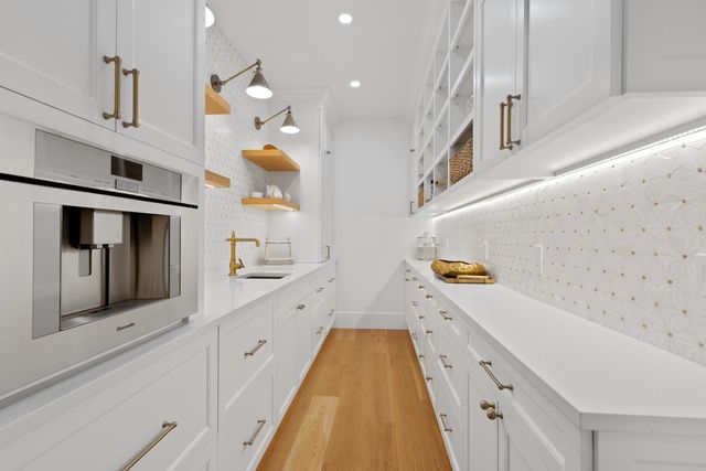 113 LINDEN Street, Exeter, NH 03833