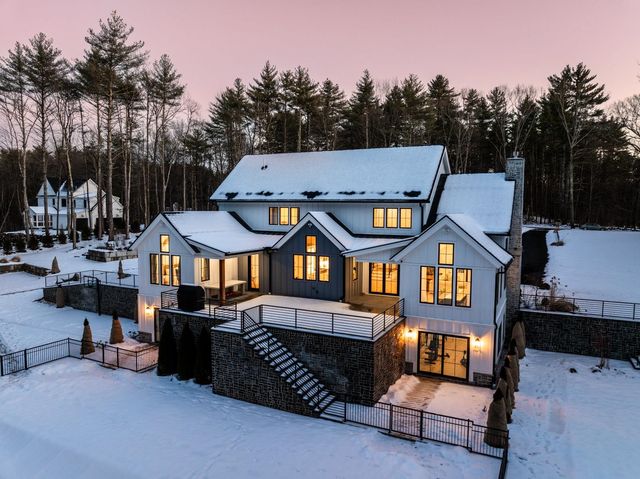 113 LINDEN Street, Exeter, NH 03833