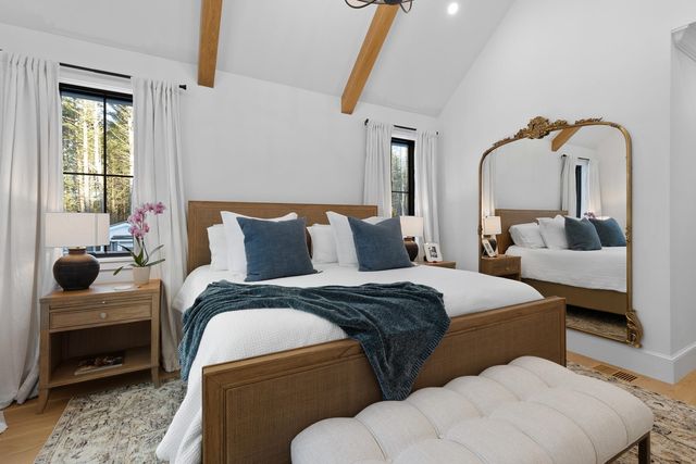 113 LINDEN Street, Exeter, NH 03833