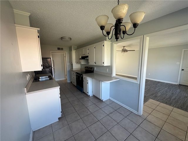 1405 N Main Street, Searcy, AR 72143