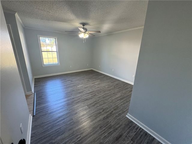 1405 N Main Street, Searcy, AR 72143