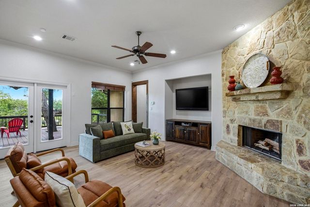414 Spacious Sky, San Antonio, TX 78260