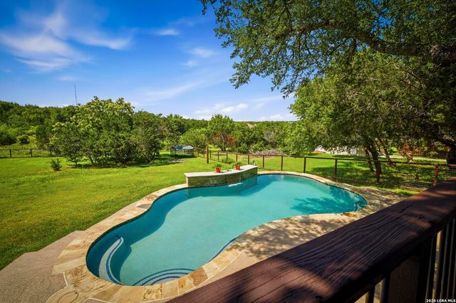 414 Spacious Sky, San Antonio, TX 78260