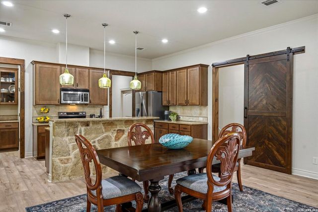 414 Spacious Sky, San Antonio, TX 78260