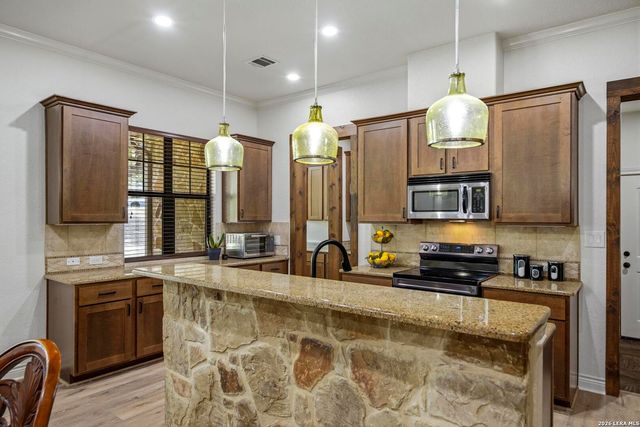 414 Spacious Sky, San Antonio, TX 78260