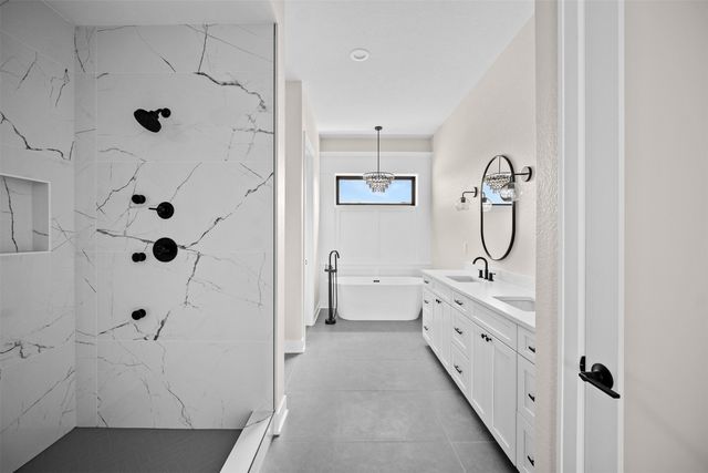 224 NE 60th Court, Ankeny, IA 50021